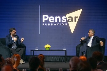 Macri encabezó un llamado a la planificación rigurosa en la cena de la Fundación Pensar y advirtió sobre los costos de la falta de previsión histórica en el país