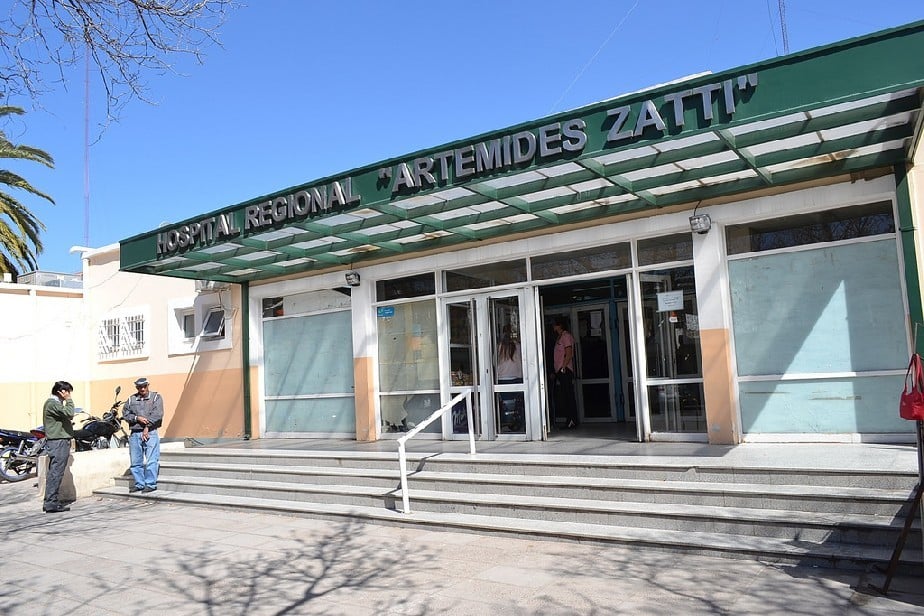 Probación histórica en Río Negro: una facultativa evadió el debate oral tras el deceso de una infante por presunta desatención clínica