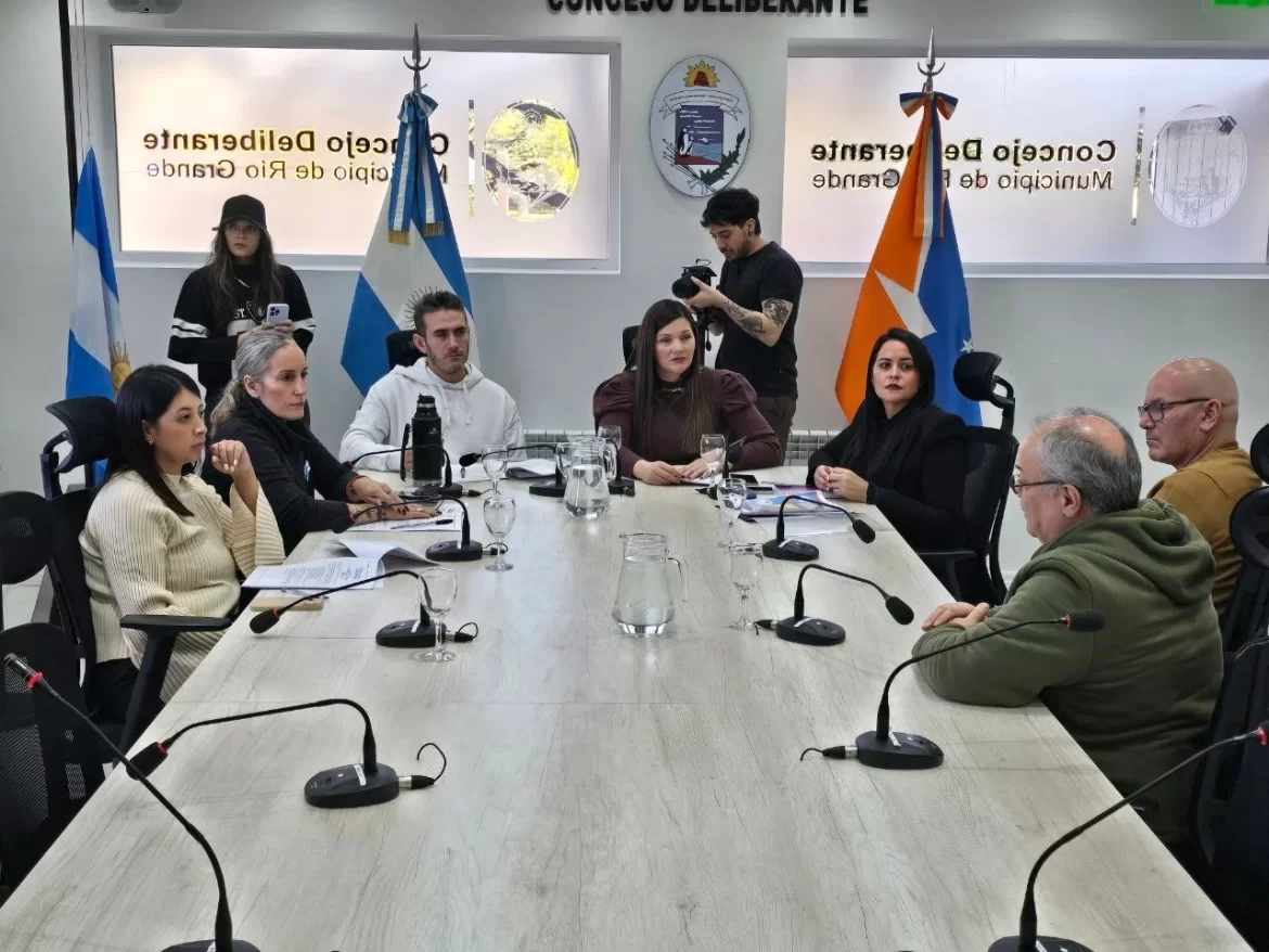“Queremos que Cabo Domingo siga siendo un lugar educativo, de investigación y disfrute con cuidado”, sostuvo Arce