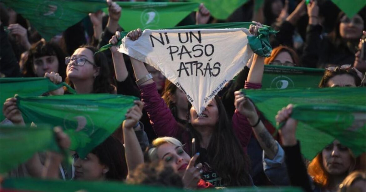 Aborto legal en crisis: crecen las denuncias por falta de acceso y apuntan al retiro del Estado nacional