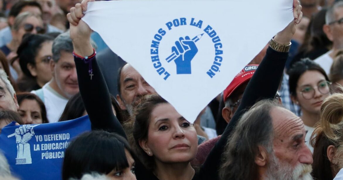 Bajo el lema “No hay plata”, el sistema universitario cruza el umbral del empobrecimiento múltiple