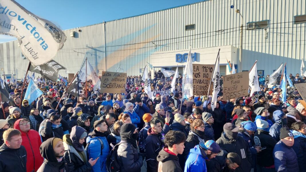 La seccional Río Grande de la UOM desafía la intervención nacional y se moviliza en respaldo a Furlán