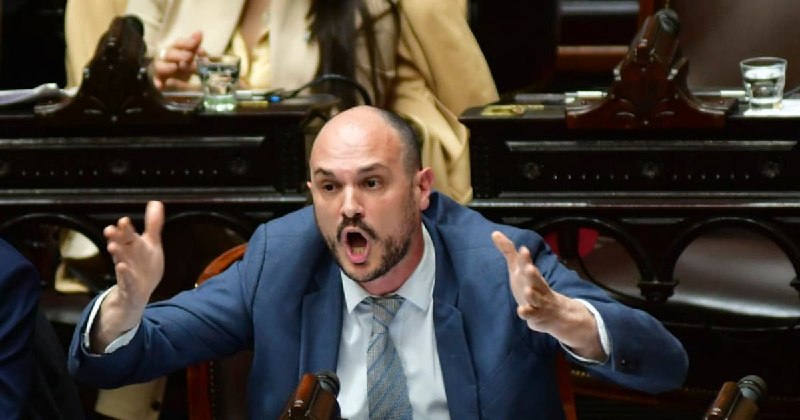 El salto del aula al country: el diputado libertario que pasó del volante de un Uber a un crédito millonario bajo la lupa judicial