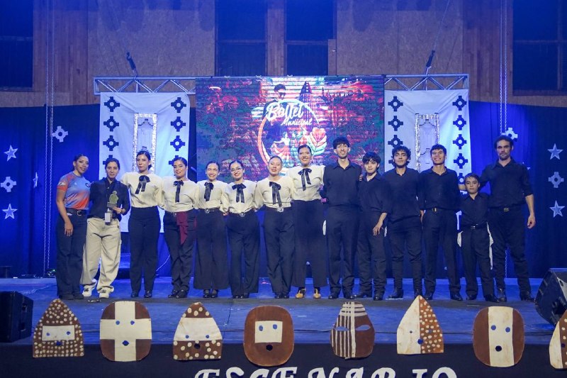 Tolhuin llevó su talento folklórico al Festival del Reencuentro en Río Grande