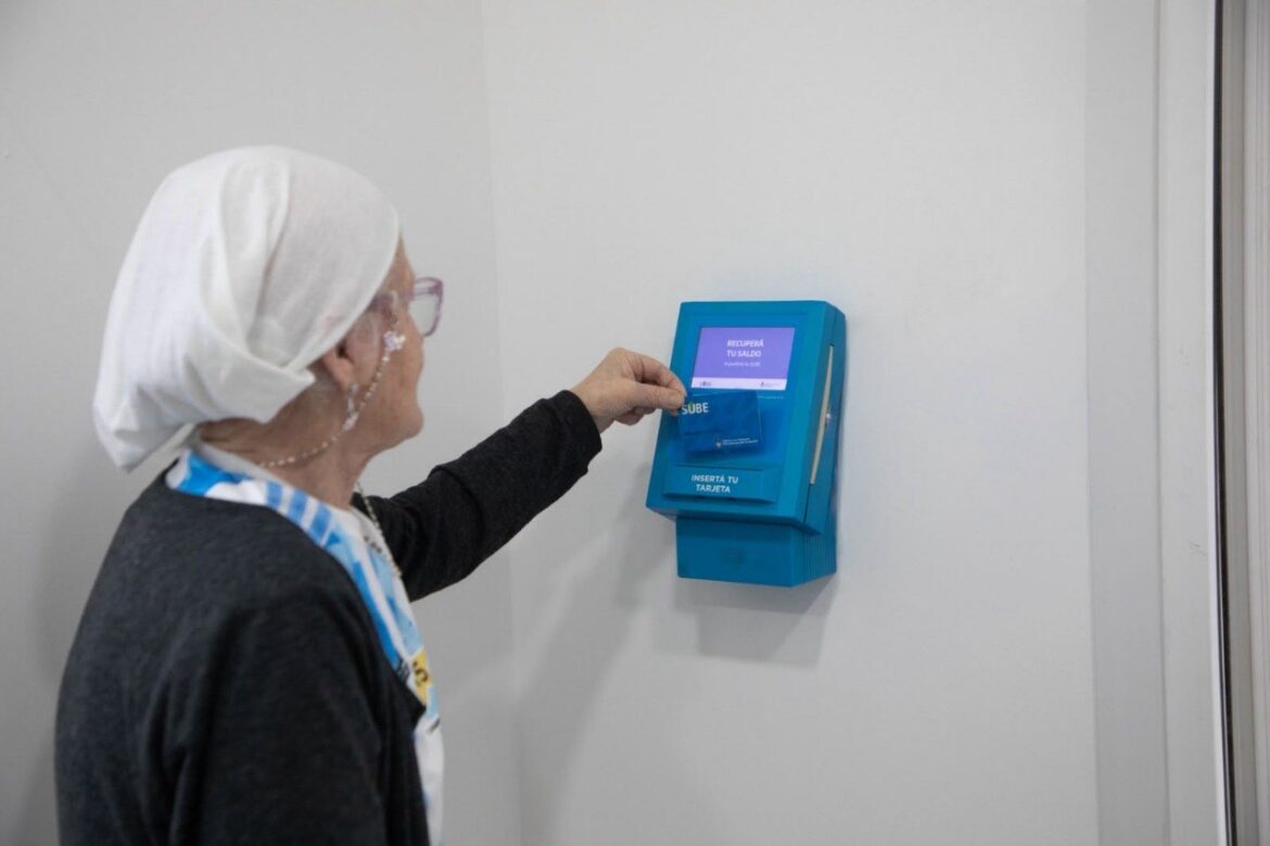 EL MUNICIPIO SUMA UNA NUEVA TERMINAL DE AUTOSERVICIO SUBE EN EL CENTRO MUNICIPAL DE BIENESTAR “PAPA FRANCISCO”
