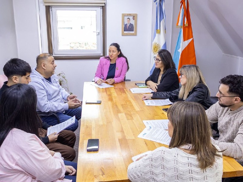 ACCESIBILIDAD Y AUTONOMÍA: RÍO GRANDE IMPULSARÁ EL PROGRAMA “APRENDO A TOMAR EL COLE”