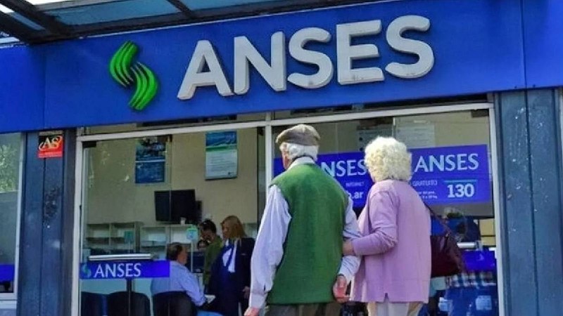 El oficialismo reglamenta la reforma laboral y establece un nexo directo entre la ANSES y los empleadores para notificar el inicio y cierre del trámite jubilatorio