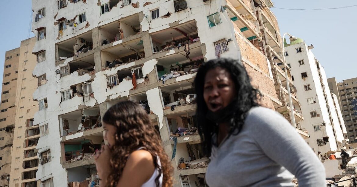 Venezuela convierte el duelo en una ola de apoyo ciudadano mientras la búsqueda de sobrevivientes no cesa