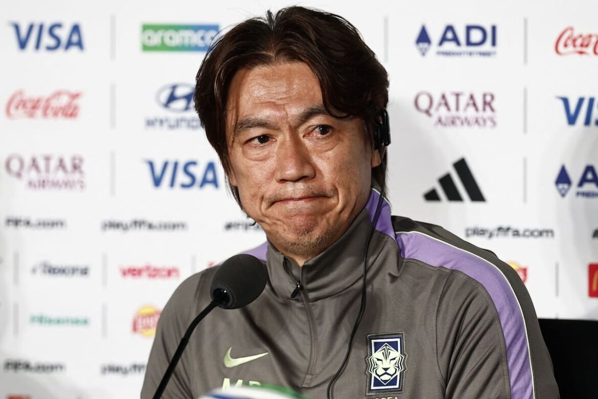 Corea del Sur cae en la fase de grupos y Hong Myung-bo presenta su dimisión