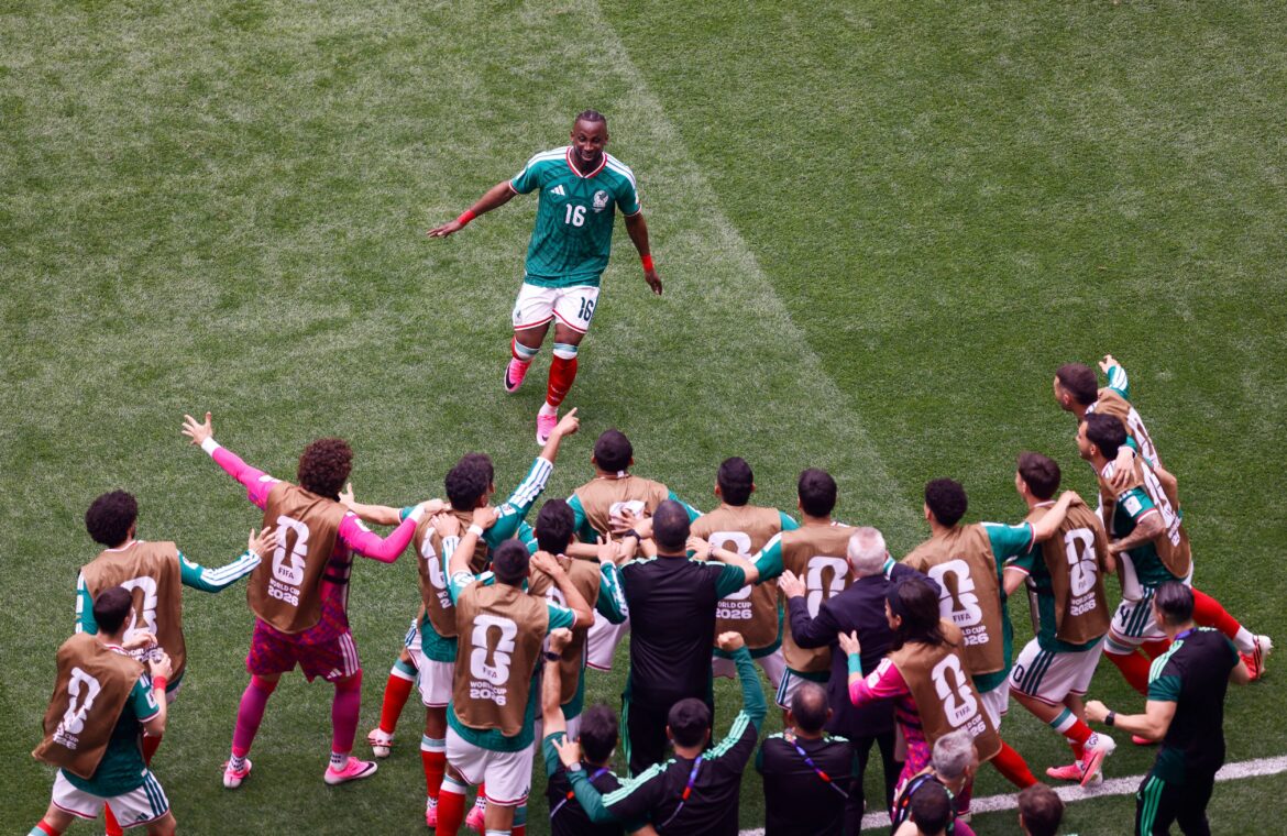 México rompe el hechizo inaugural ante Sudáfrica y sueña con dejar atrás su maldición mundialista