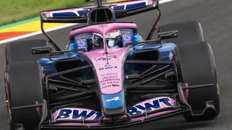 Franco Colapinto se Sobreimpone a la Adversidad y Finaliza Decimotercero en la Clasificación del Gran Premio de Húngaro
