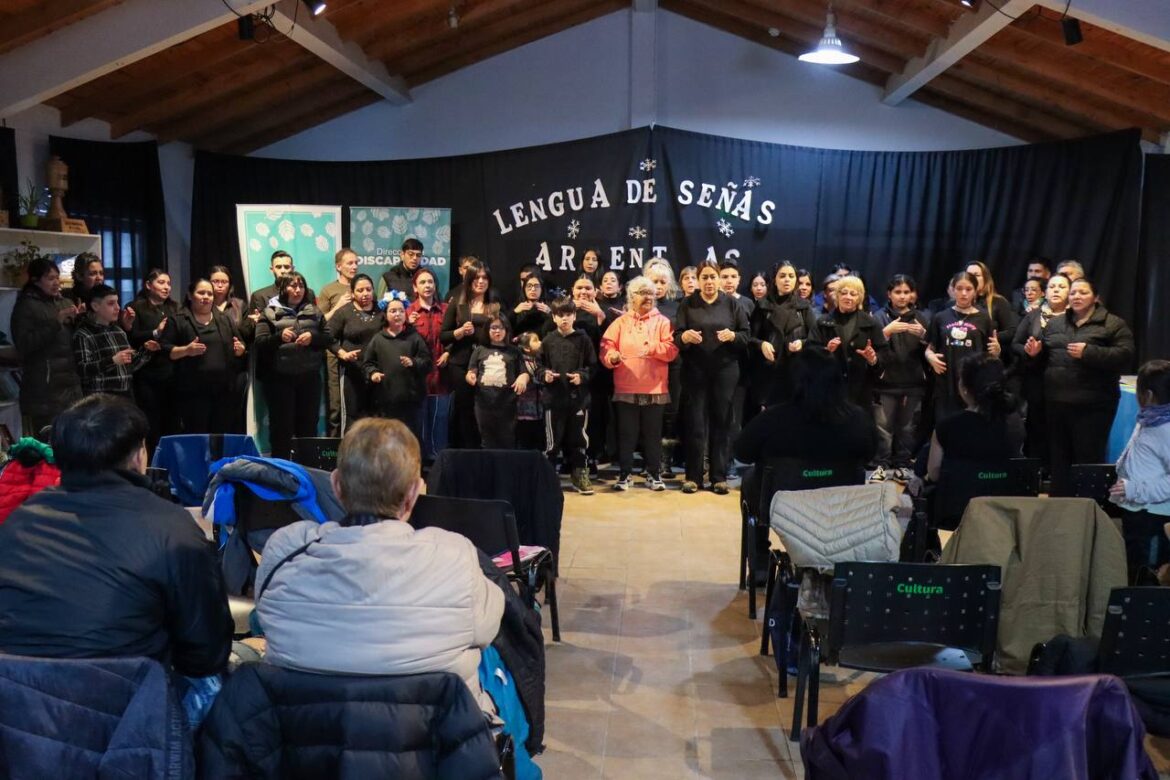 El Municipio llevó adelante el primer curso de Lengua de Señas Argentina en Tolhuin