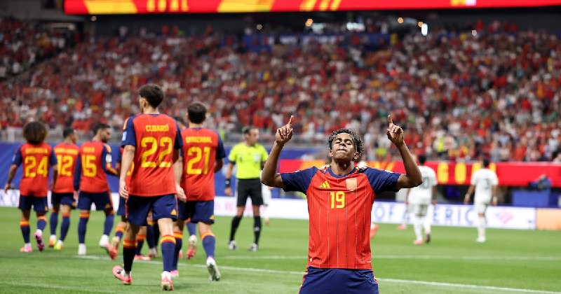 El miedo al complot arbitral tiñe de sombras la previa de la final