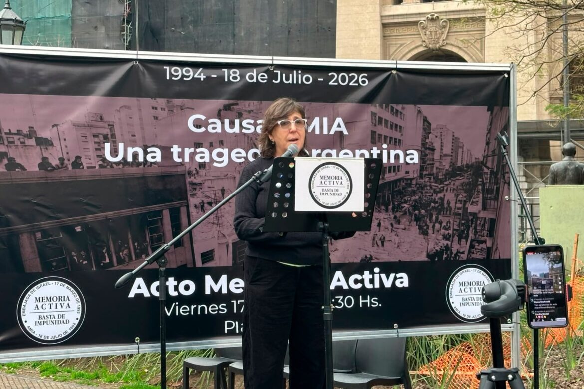 Memoria Activa se aparta del juicio en ausencia y cuestiona la validez de la prueba de inteligencia en la causa AMIA