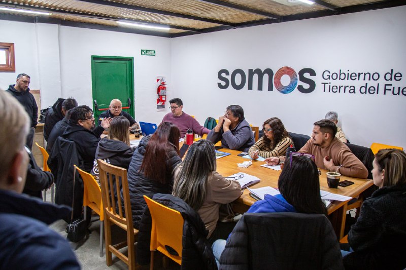 GOBIERNO CONTINÚA TRABAJANDO CON GREMIOS ESTATALES PARA LA AMPLIACIÓN DE DERECHOS LABORALES
