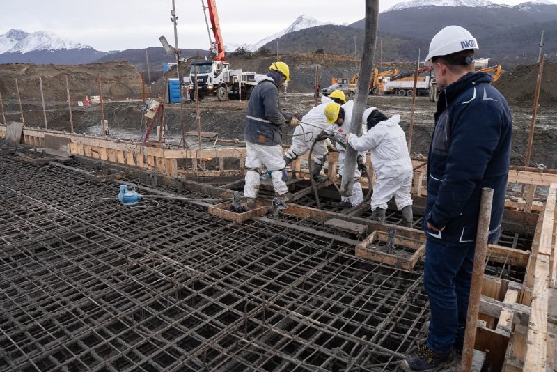 LA NUEVA USINA DE USHUAIA MANTIENE SU RITMO DE OBRA PESE A LAS BAJAS TEMPERATURAS