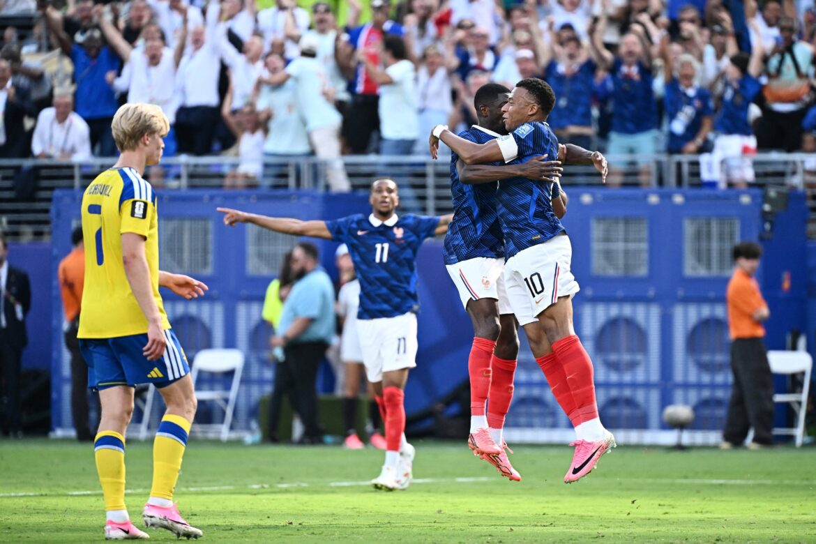 La Máquina Francesa Aplasta a Suecia y Siembra Terror en el Mundial: Mbappé Iguala a Messi en la Cima de los Artilleros