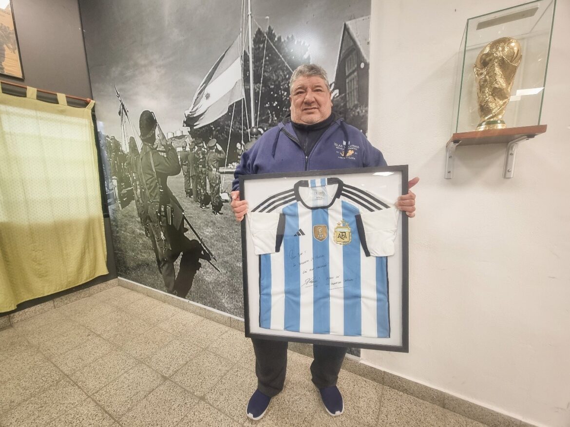El latido de Malvinas en la previa de una semifinal mundialista: emoción, memoria y la firme defensa de la paz