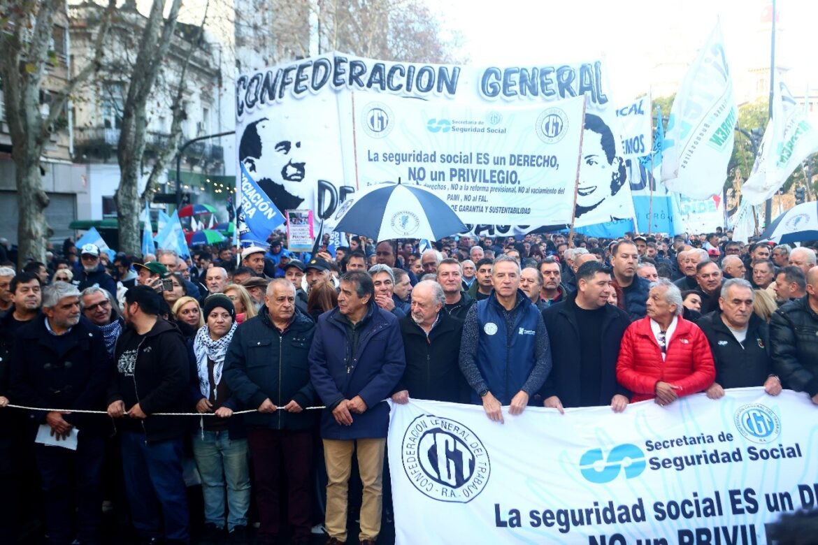 La marea sindical abraza la lucha jubilatoria y enciende las alertas del Gobierno: «Es la continuidad de nuestra resistencia»