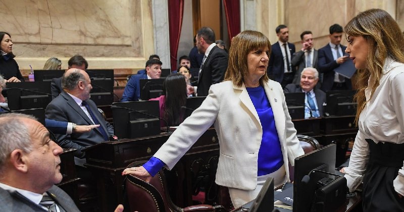 El oficialismo acelera el debate de la reforma política y negocia la suspensión de las PASO en el Senado