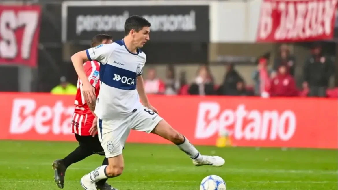 “Un trago amargo y una ventana de esperanza: Nacho Fernández pide disculpas tras el golpe clásico y enfoca todo en la Copa Argentina”