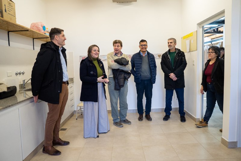 EL GOBERNADOR MELELLA RECORRIÓ EL CENTRO DE DESARROLLO INFANTIL RECIENTEMENTE INAUGURADO EN USHUAIA