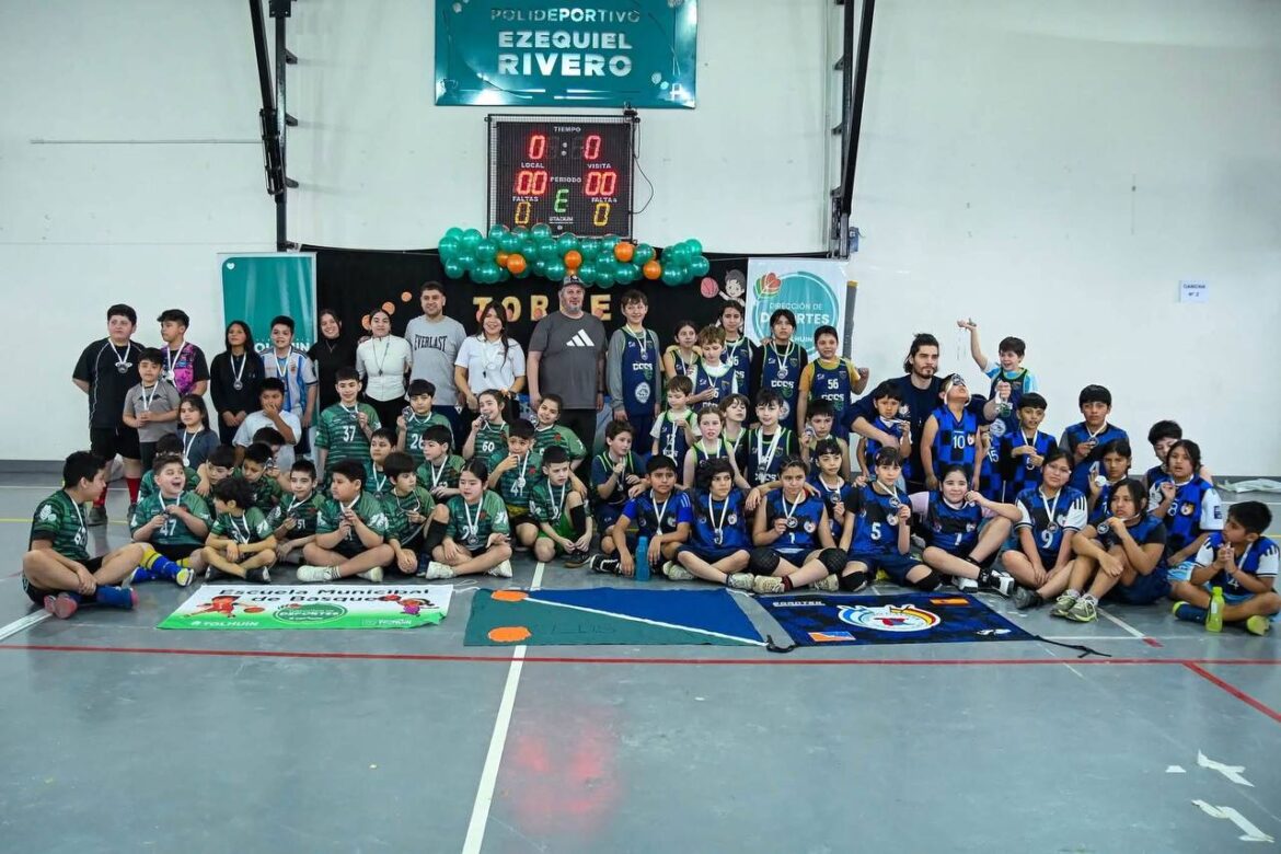El Municipio llevó adelante un encuentro de mini básquet provincial en Tolhuin
