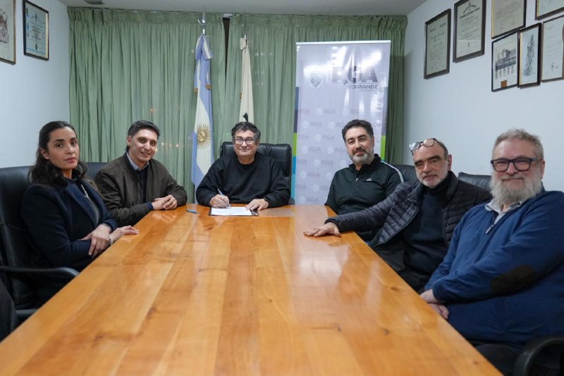 EL MUNICIPIO Y LA UTN FORTALECEN EL DESARROLLO DE LA ESCUELA MUNICIPAL DE EMPRENDEDORES