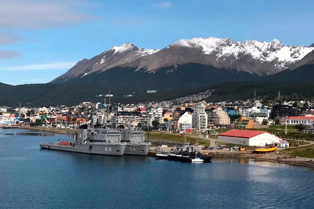 LA ADMINISTRACIÓN MILEI PONE EN SU MIRA EL PATRIMONIO PÚBLICO Y DISPONE LA ENAJENACIÓN DE CUATRO INMUEBLES FISCALES, ENTRE ELLOS UN TERRENO MILITAR EN TIERRA DEL FUEGO