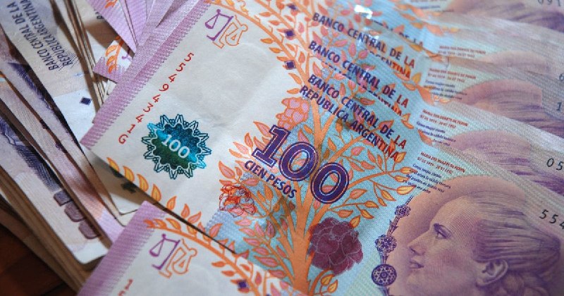El récord silencioso: cinco millones de argentinos en mora y un ministro que minimiza la crisis