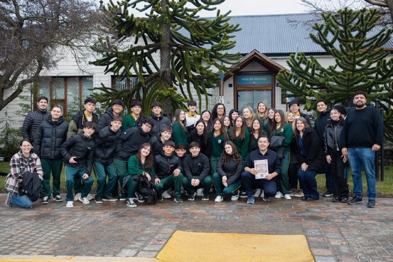 IDEAS DE LOS JÓVENES LLEGAN A LA GESTIÓN PÚBLICA A TRAVÉS DE UNA PROPUESTA EDUCATIVA