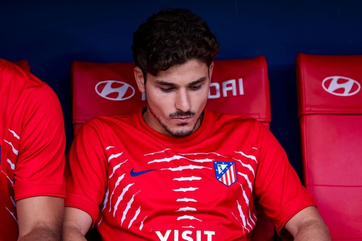 El futuro incierto de la Araña: tensión en el Metropolitano y silencio en el entrenamiento