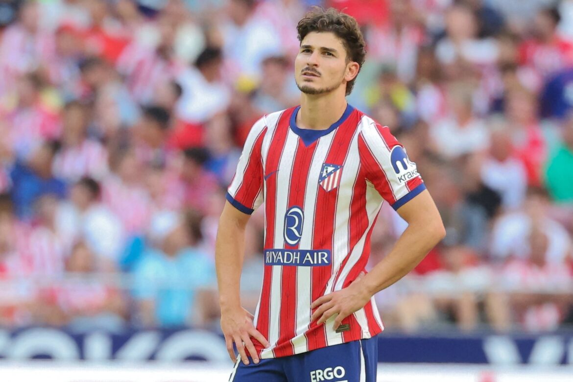 El amargo regreso de Julián Álvarez al Metropolitano en el empate del Atlético ante Villarreal