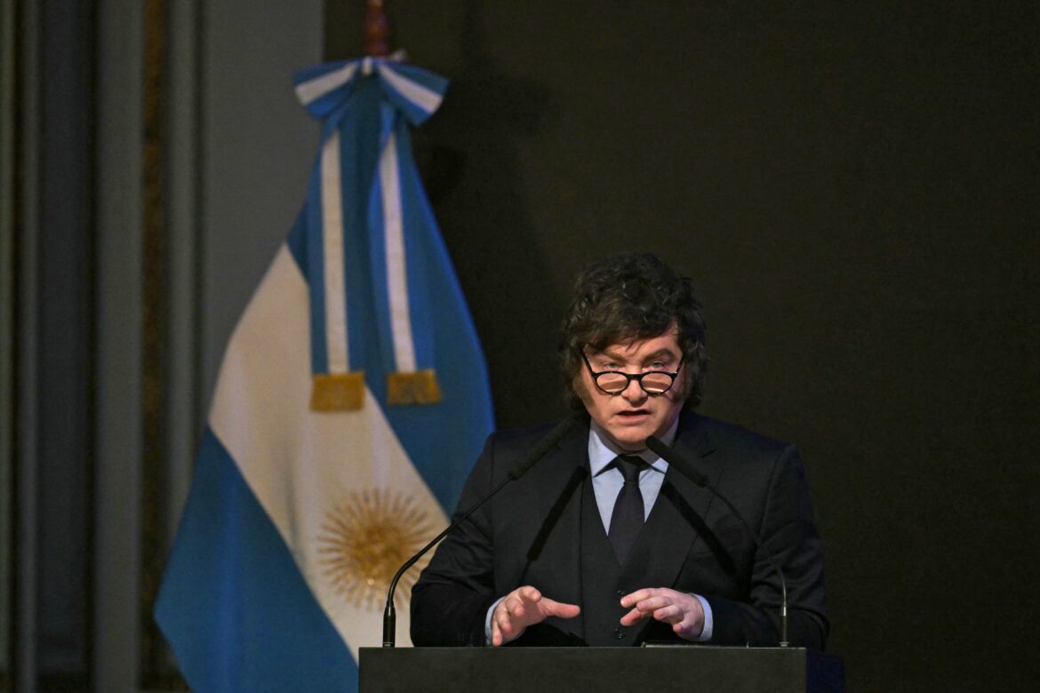 El poder económico respalda a Milei, pero el temor a la crisis social siembra fisuras en el establishment