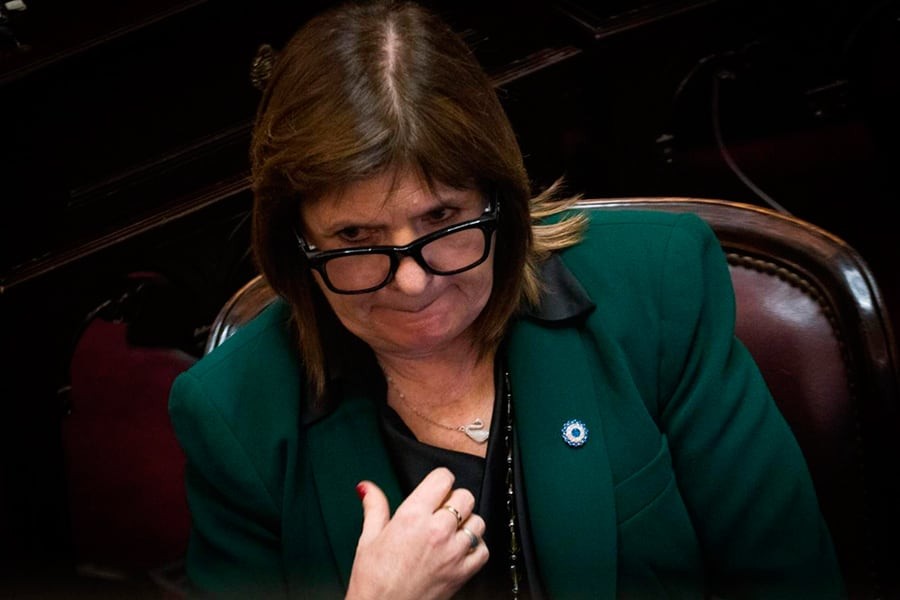 Golpe de timón en el Senado: el oficialismo se pliega ante la presión social y retira el capítulo que licuaba la protección de tierras quemadas