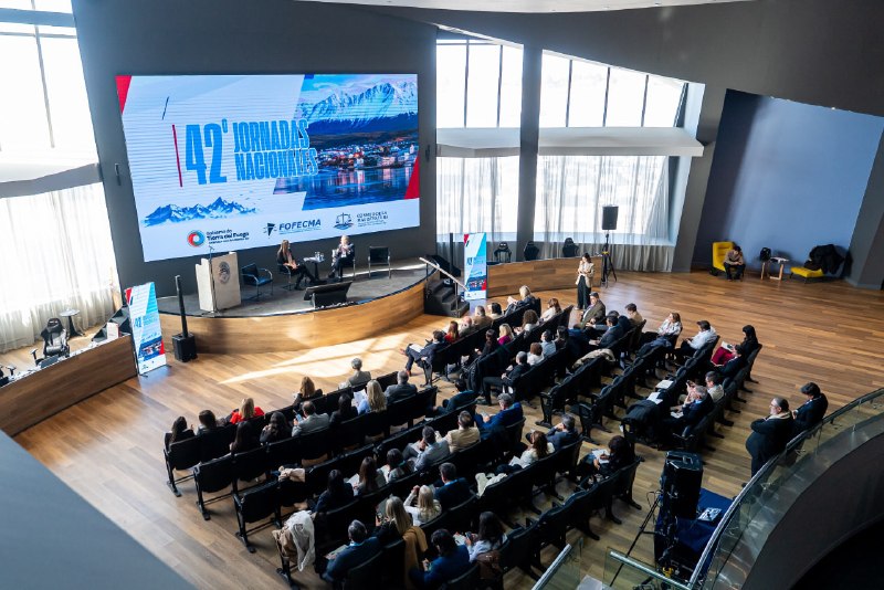 GOBIERNO ACOMPAÑÓ LA APERTURA DE LAS 42° JORNADAS NACIONALES DEL FOFECMA