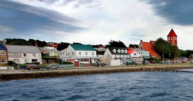 El puente comercial que tensa el mapa del Atlántico Sur: Punta Arenas-Puerto Argentino, un negocio que desnuda las grietas de la soberanía