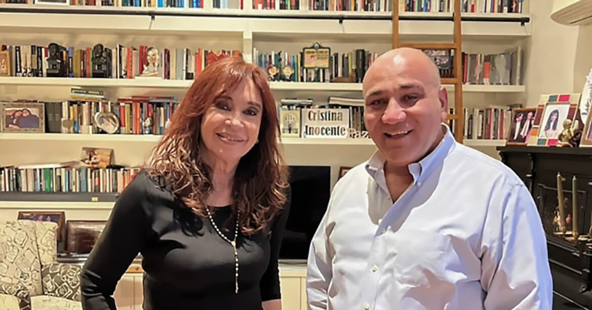 Cristina Fernández de Kirchner recibe a Juan Manzur y aborda la crítica coyuntura económica y provincial