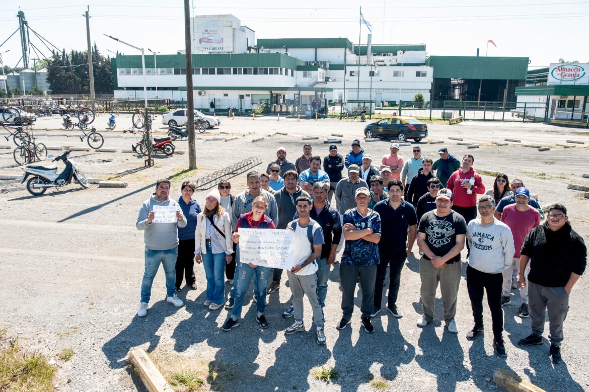 Capitán Sarmiento, un pueblo quebrado por el cierre de la planta avícola más importante de la región