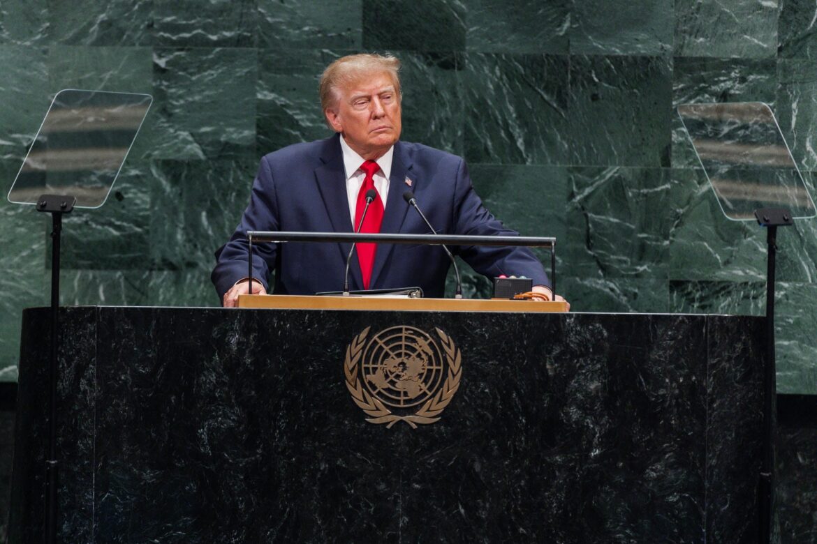 Trump redobla su presión sobre América Latina y promete usar la fuerza militar para imponer sus intereses en el hemisferio