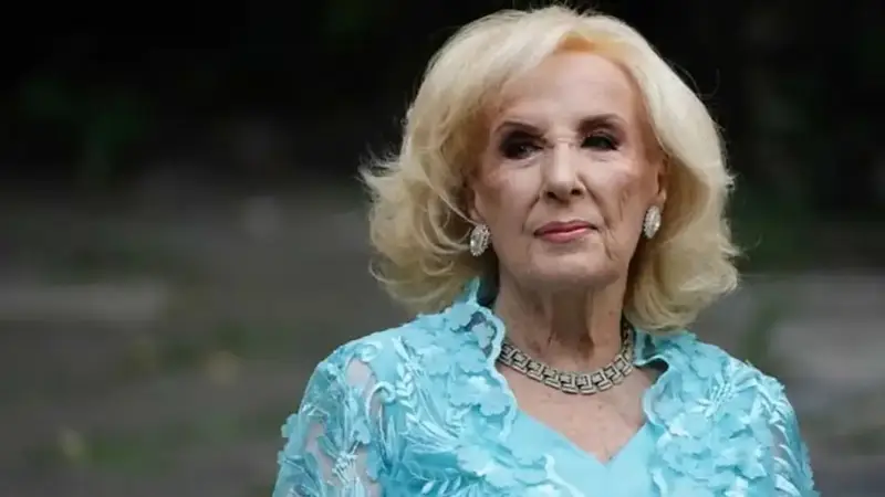 Preocupación en el espectáculo: Mirtha Legrand fue internada y ya emitió su primer parte médico