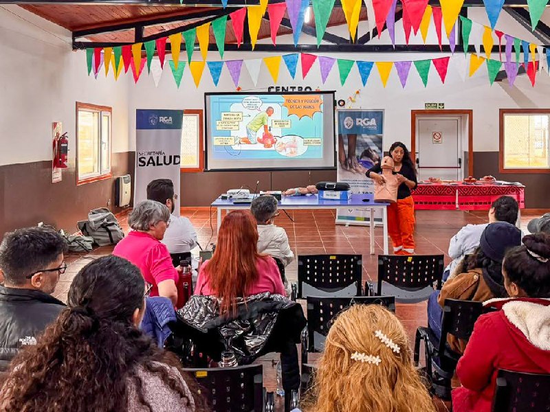 EL MUNICIPIO PROMOVIÓ LA PREVENCIÓN Y LA CAPACITACIÓN EN RCP POR EL DÍA MUNDIAL DEL CORAZÓN