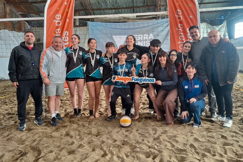 LOS JUEGOS FUEGUINOS CONSAGRARON A SUS CAMPEONES PROVINCIALES DE VÓLEY PLAYA