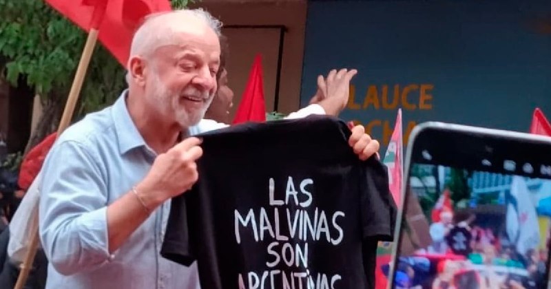 El peronismo se une en un clamor de esperanza tras el triunfo de Lula y traza el rumbo hacia 2027