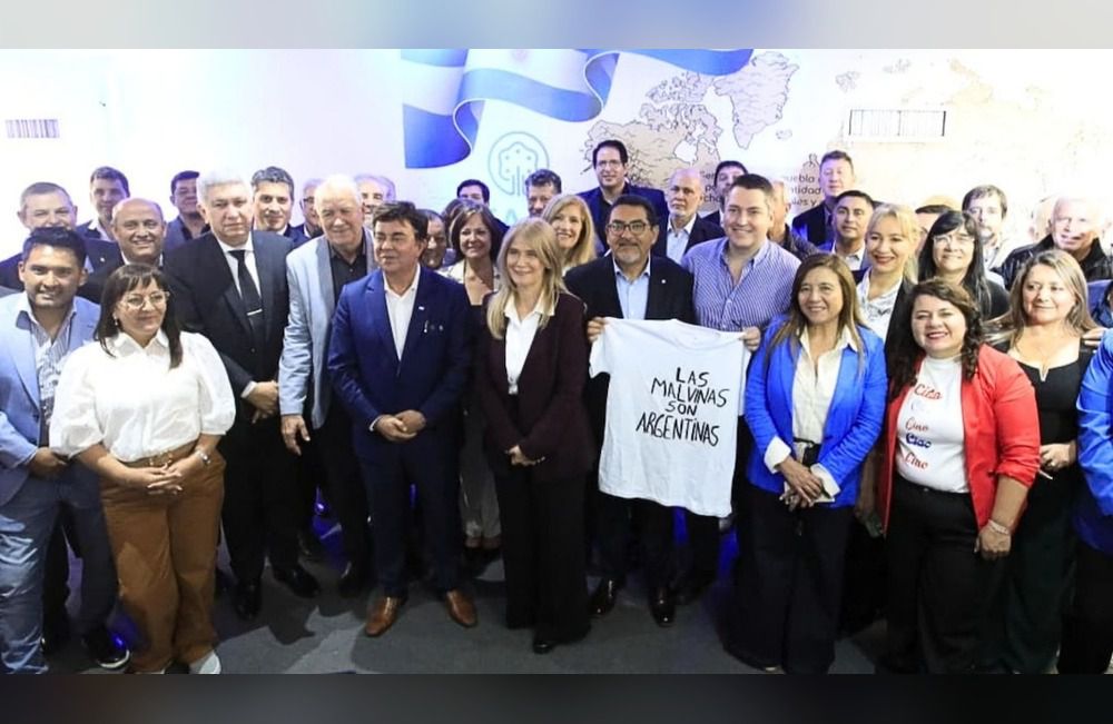 La causa Malvinas suma respaldo institucional: municipios de todo el país apoyan la ofensiva judicial contra la explotación petrolera en el Atlántico Sur