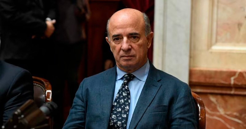 Escándalo en la Comisión de Diputados: Un legislador libertario reivindicó la dictadura y desató la indignación opositora