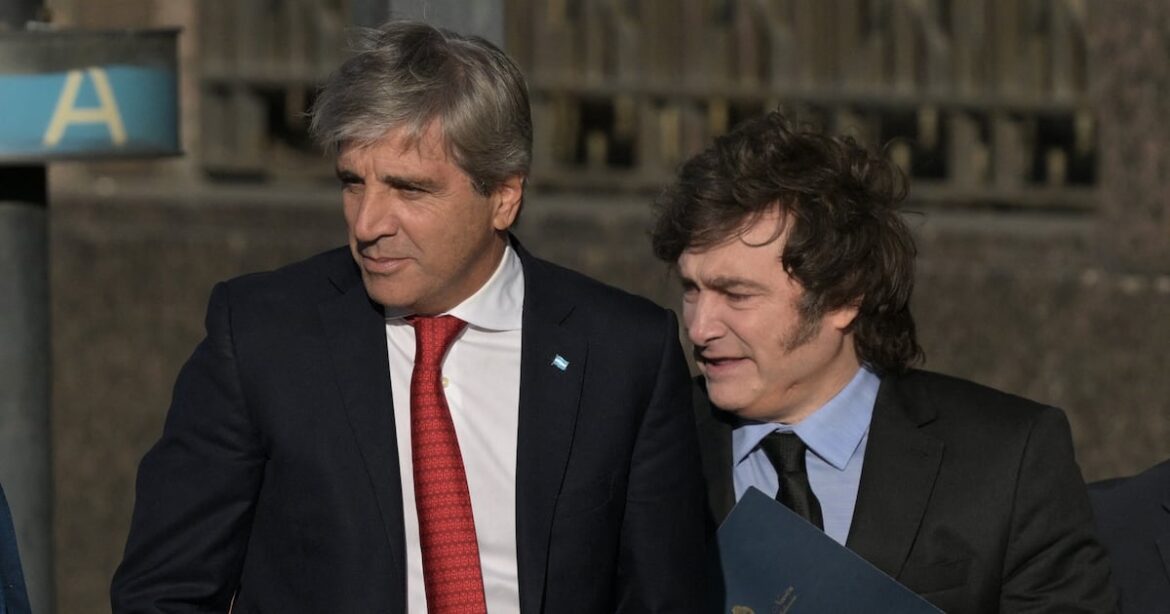 La economía argentina se debate entre la austeridad y el estallido social