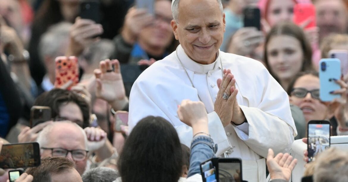 El Papa recibe de los rectores universitarios una carta que denuncia el incumplimiento de la ley de financiamiento