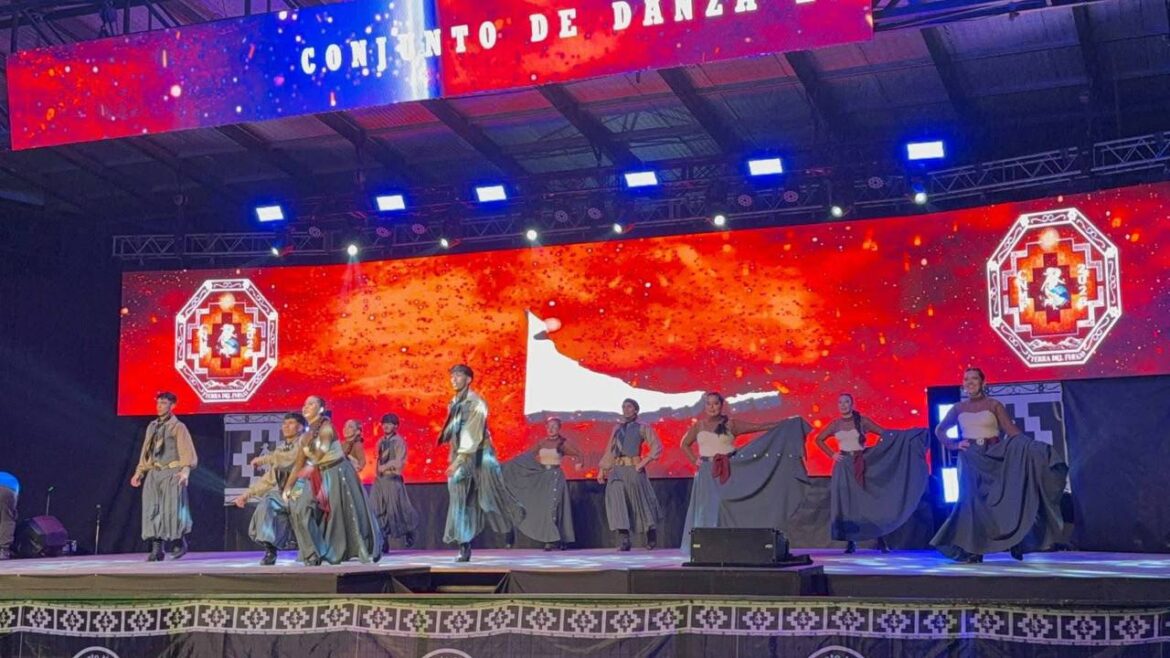 El Municipio de Tolhuin felicitó al Ballet Municipal por su participación en el Certamen Nacional de Malambo Femenino
