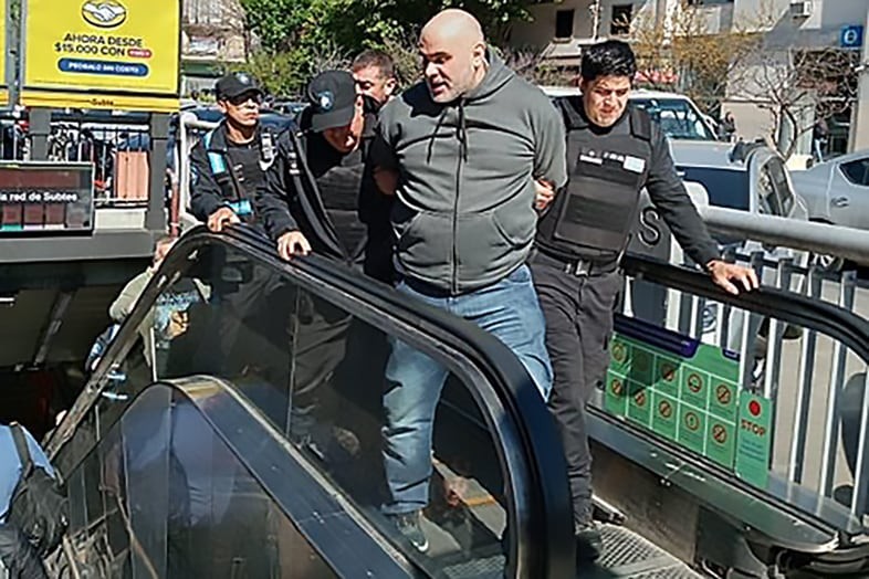 Represión sin diálogo: detenciones de delegados del subte desatan un paro total y un fuerte respaldo sindical